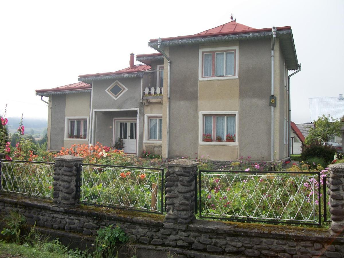 Casa Florea Poiana Stampei Ngoại thất bức ảnh